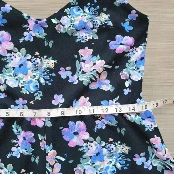 Derek heart black and floral sleeveless romper size large juniors - Picture 5 of 11